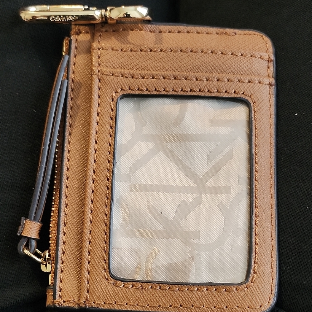 NWOT!!Calvin Klein Tan Card Holder with ID Window